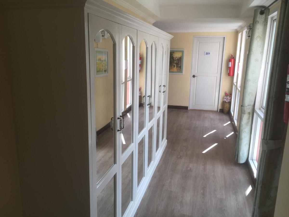 Hotel Triple Palms House Chiang Mai Zewnętrze zdjęcie