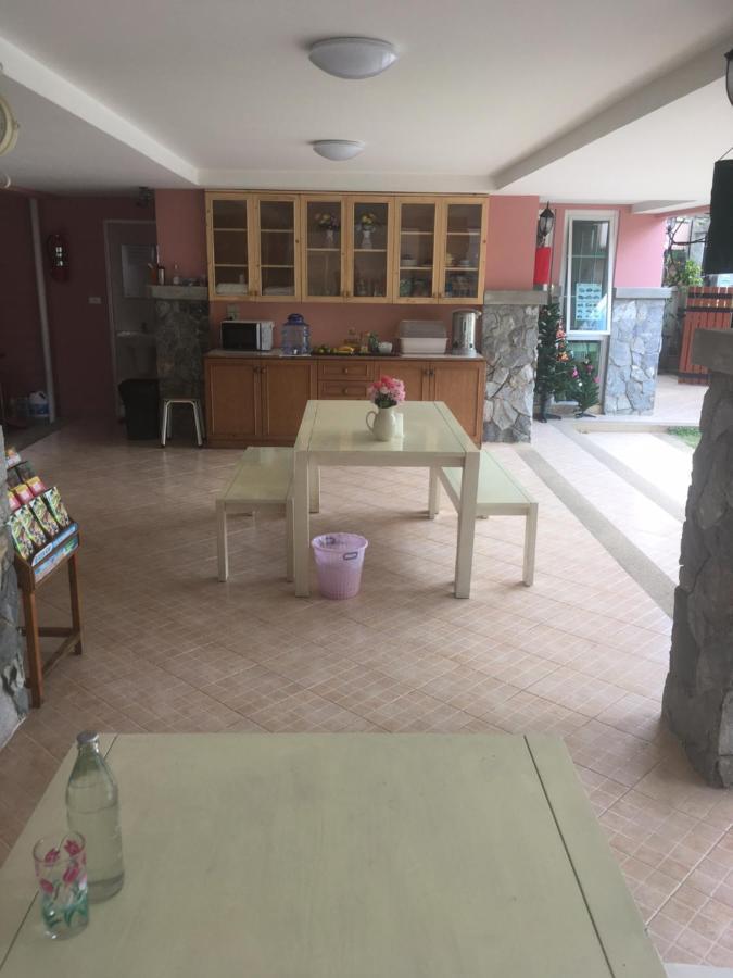 Hotel Triple Palms House Chiang Mai Zewnętrze zdjęcie