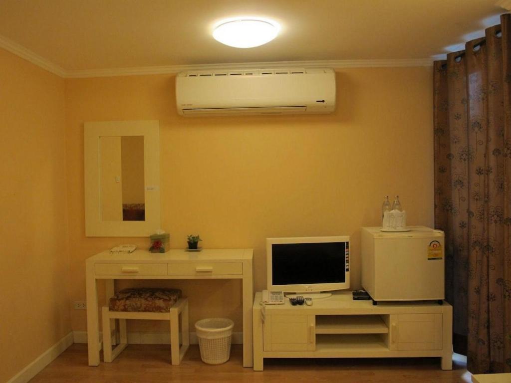 Hotel Triple Palms House Chiang Mai Zewnętrze zdjęcie