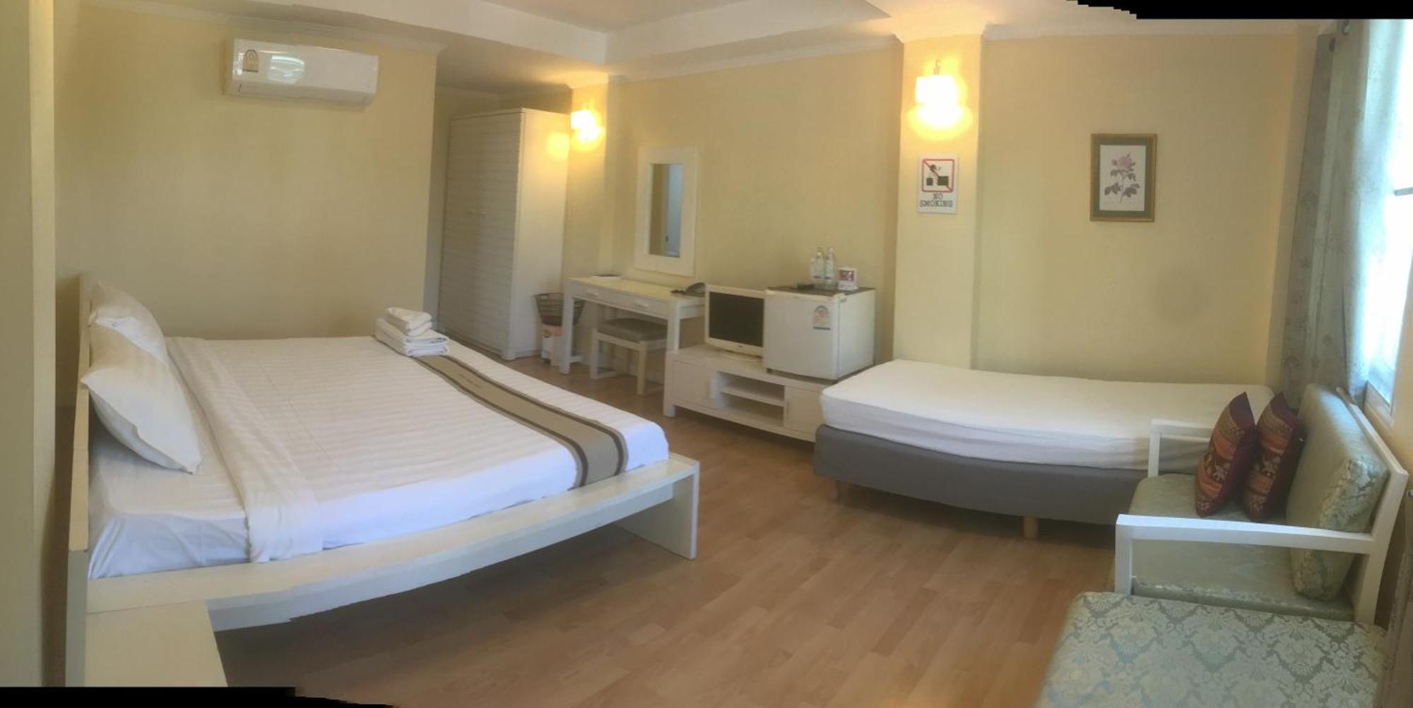 Hotel Triple Palms House Chiang Mai Zewnętrze zdjęcie